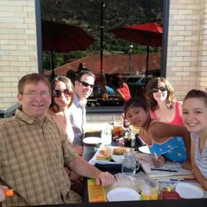 Meet your Posher, Dina